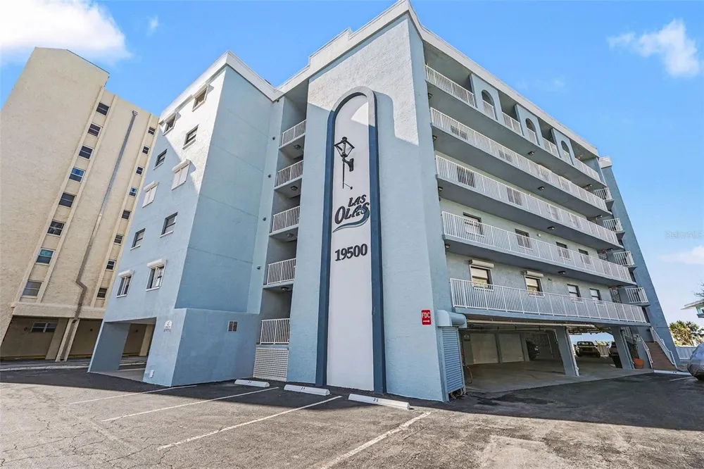 19500 GULF BOULEVARD #102 Indian Shores, FL 33785