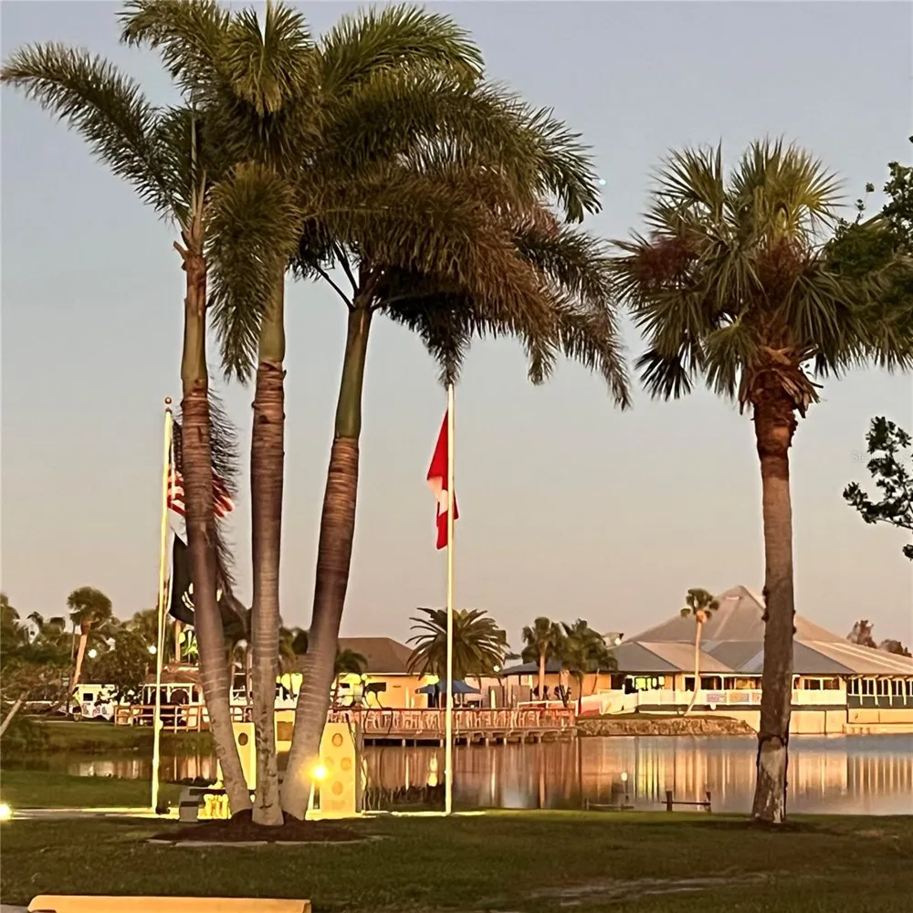2100 KINGS HIGHWAY #28 Port Charlotte, FL 33980