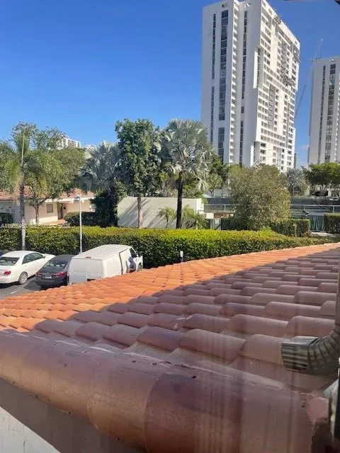 20408 NE 34th Ct #21 Aventura, FL 33180
