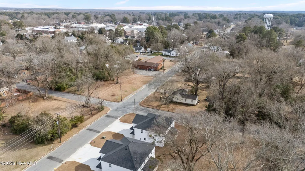4365 W Pine Street #B Farmville, NC 27828