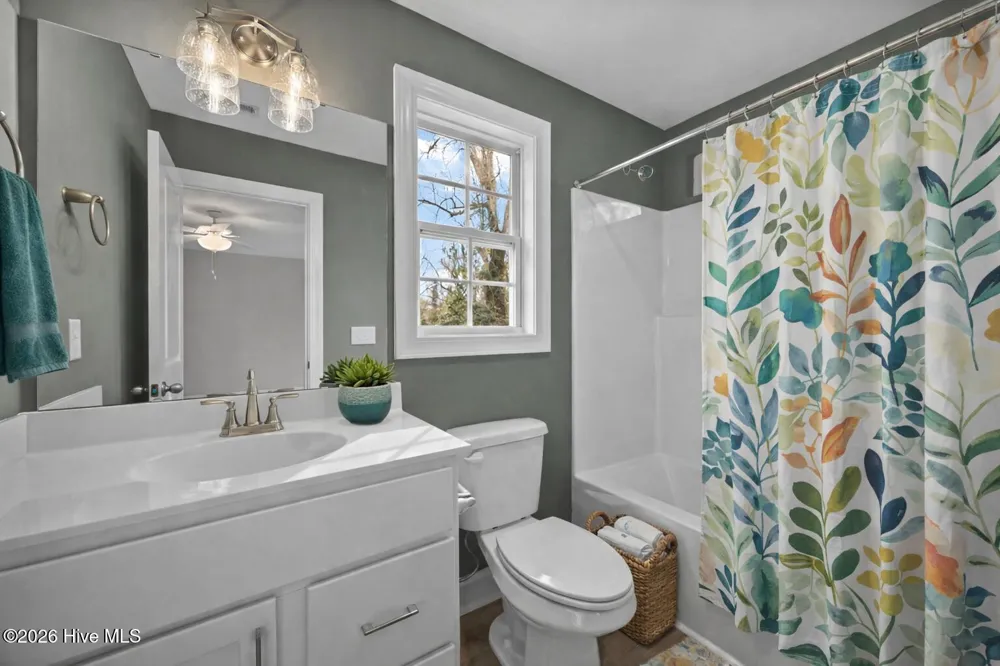 4365 W Pine Street #B Farmville, NC 27828