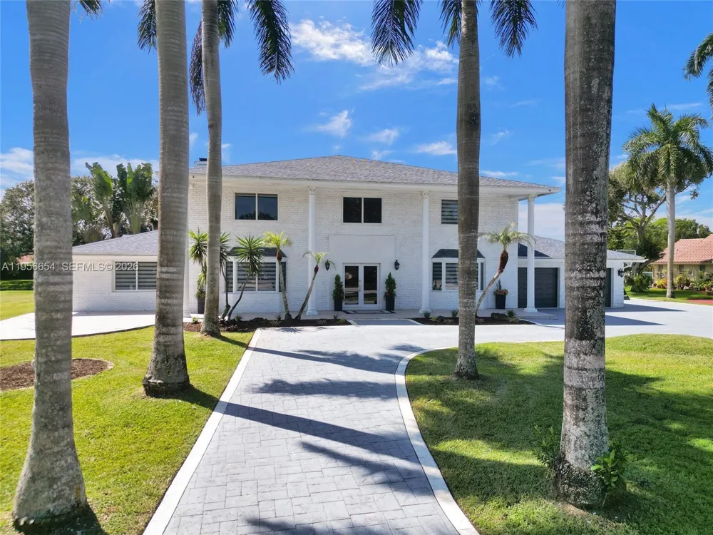 11824 SW 43rd Ct Davie, FL 33330