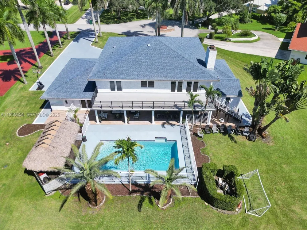 11824 SW 43rd Ct Davie, FL 33330