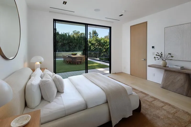 349 Walsh Road Atherton, CA 94027