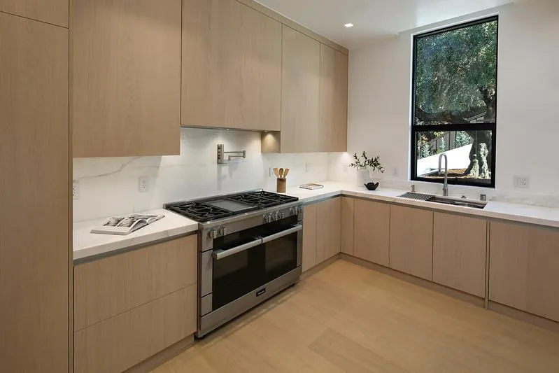 349 Walsh Road Atherton, CA 94027