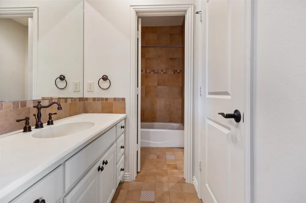 11 Westview Circle Star Harbor, TX 75148