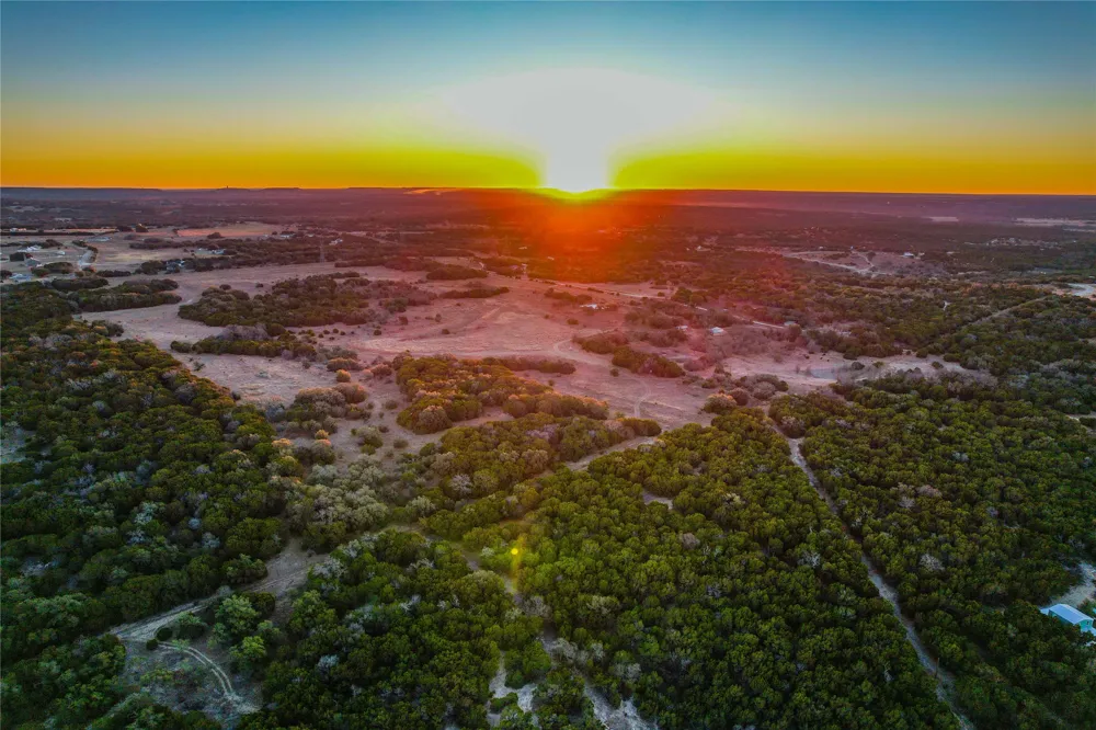 391 County Road 4717 Kempner, TX 76539