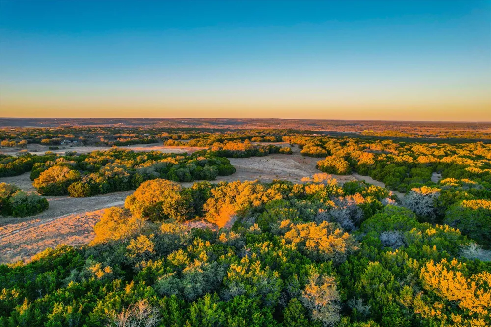 391 County Road 4717 Kempner, TX 76539
