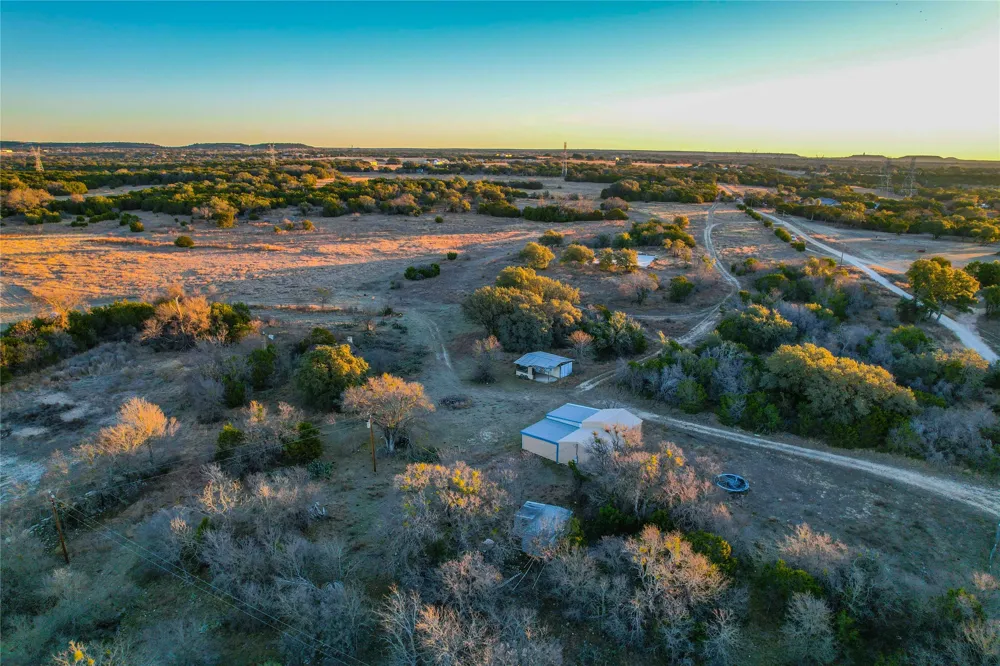 391 County Road 4717 Kempner, TX 76539