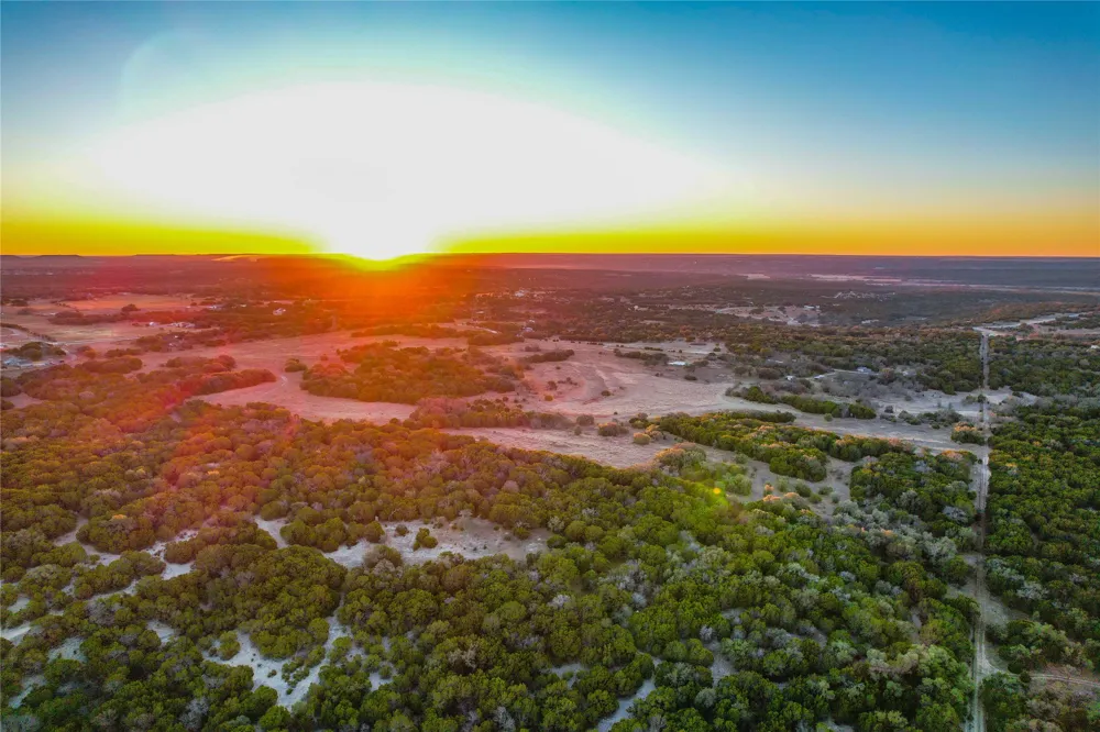 391 County Road 4717 Kempner, TX 76539