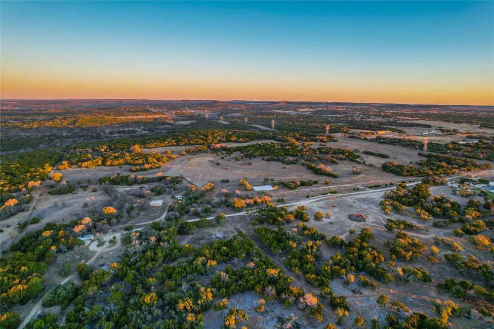 391 County Road 4717 Kempner, TX 76539