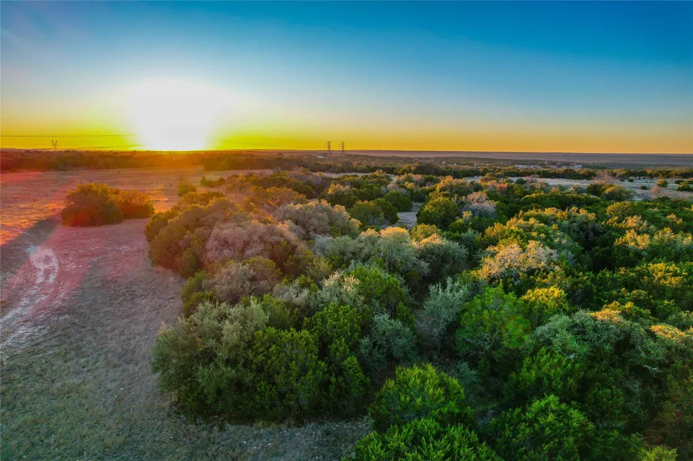 391 County Road 4717 Kempner, TX 76539