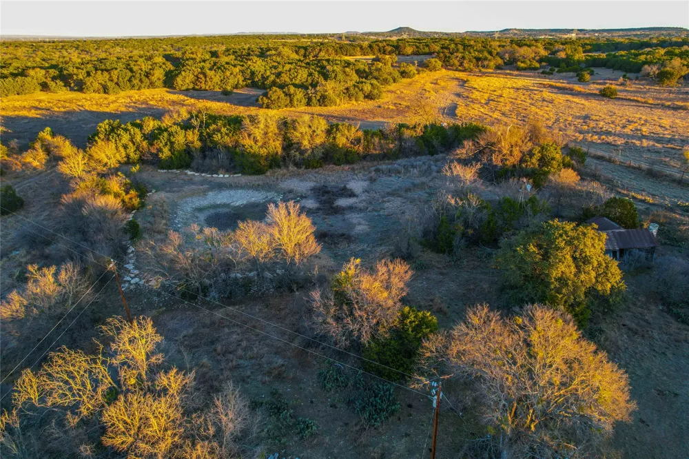 391 County Road 4717 Kempner, TX 76539