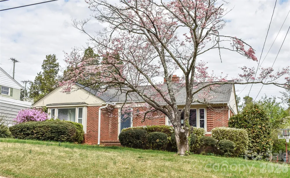 3 Forest Drive Lexington, NC 27292