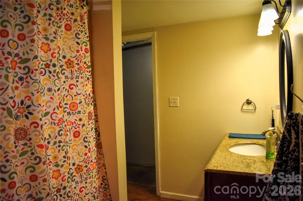 3 Forest Drive Lexington, NC 27292