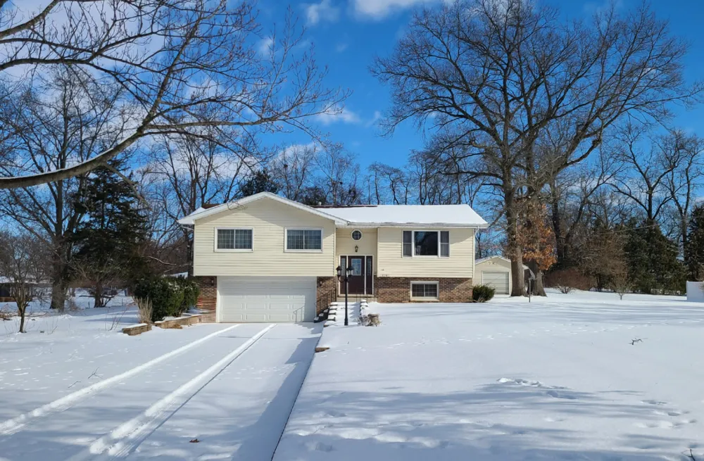 13291 County Rd 700 W Demotte, IN 46310