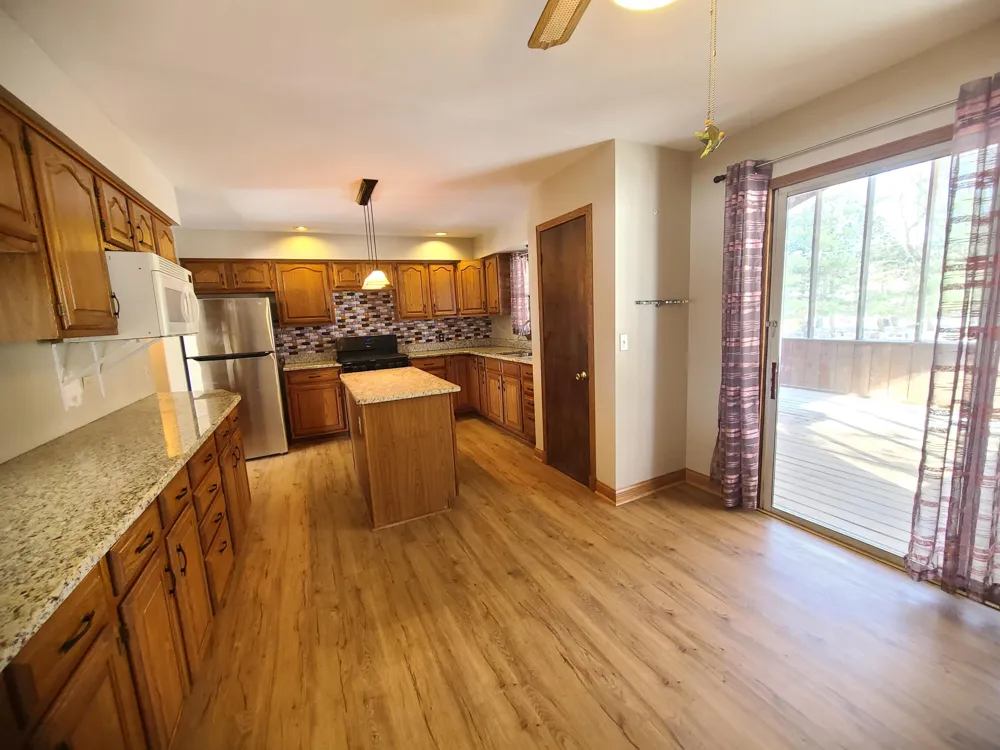 13291 County Rd 700 W Demotte, IN 46310