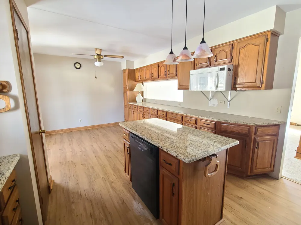 13291 County Rd 700 W Demotte, IN 46310