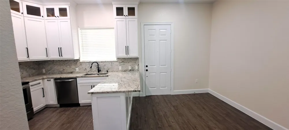 300 E Front Street Thorndale, TX 76577