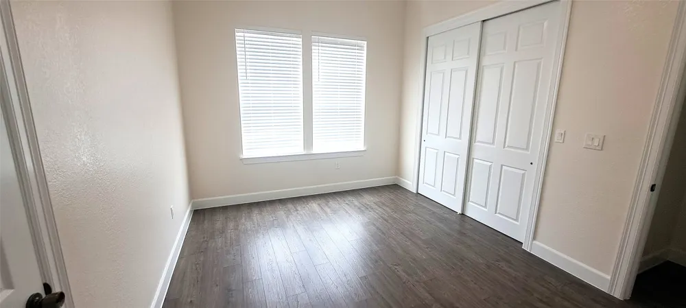 300 E Front Street Thorndale, TX 76577