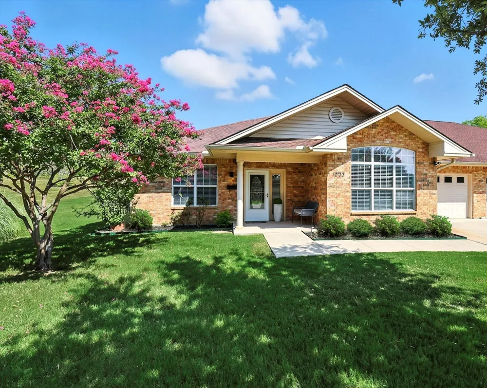 3901 Montecito Drive #1007