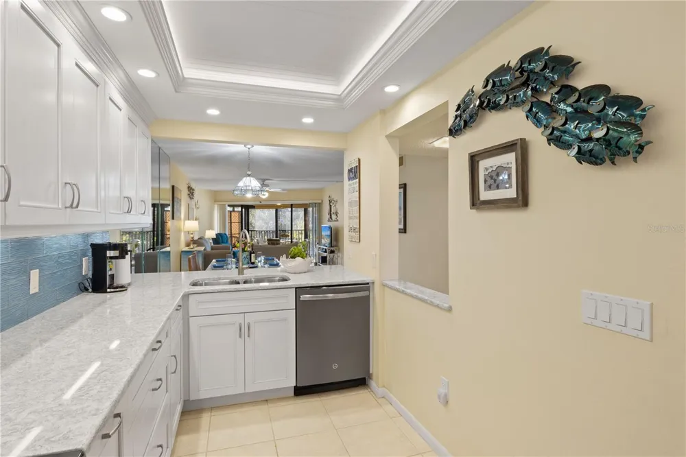 5608 GULF DRIVE #104 Holmes Beach, FL 34217