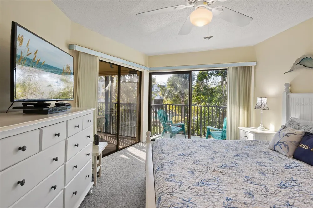5608 GULF DRIVE #104 Holmes Beach, FL 34217