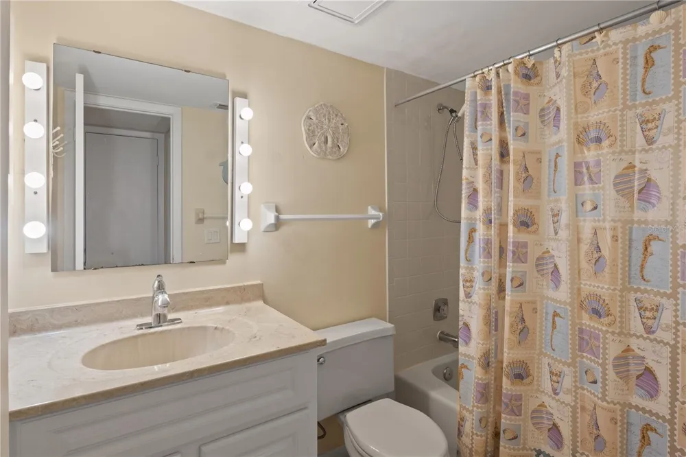 5608 GULF DRIVE #104 Holmes Beach, FL 34217