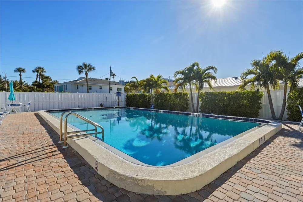 5608 GULF DRIVE #104 Holmes Beach, FL 34217