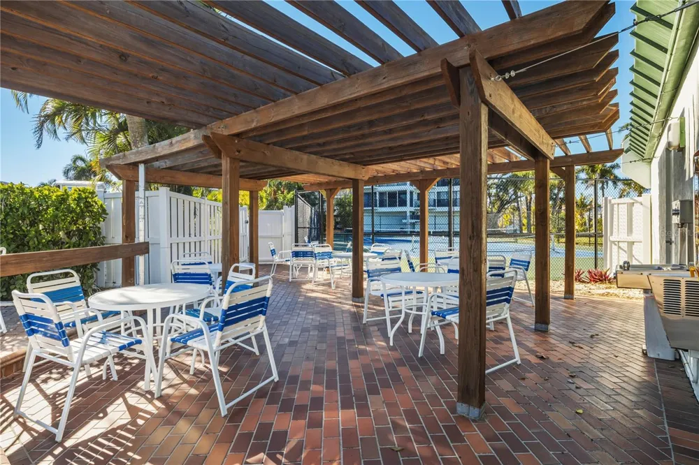 5608 GULF DRIVE #104 Holmes Beach, FL 34217