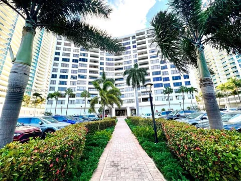 3505 S Ocean Dr #619