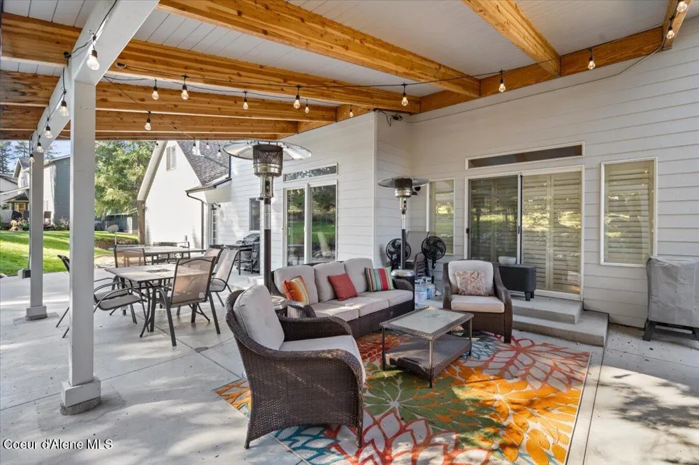 2918 E Point Hayden Drive Hayden, ID 83835