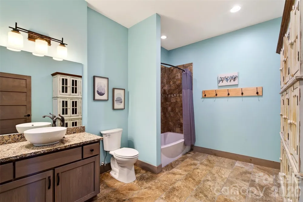 623 Mountain Vista Drive Nebo, NC 28761