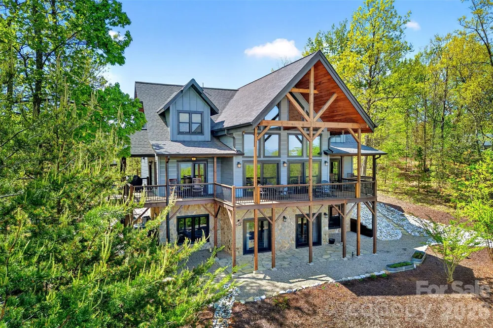 623 Mountain Vista Drive Nebo, NC 28761