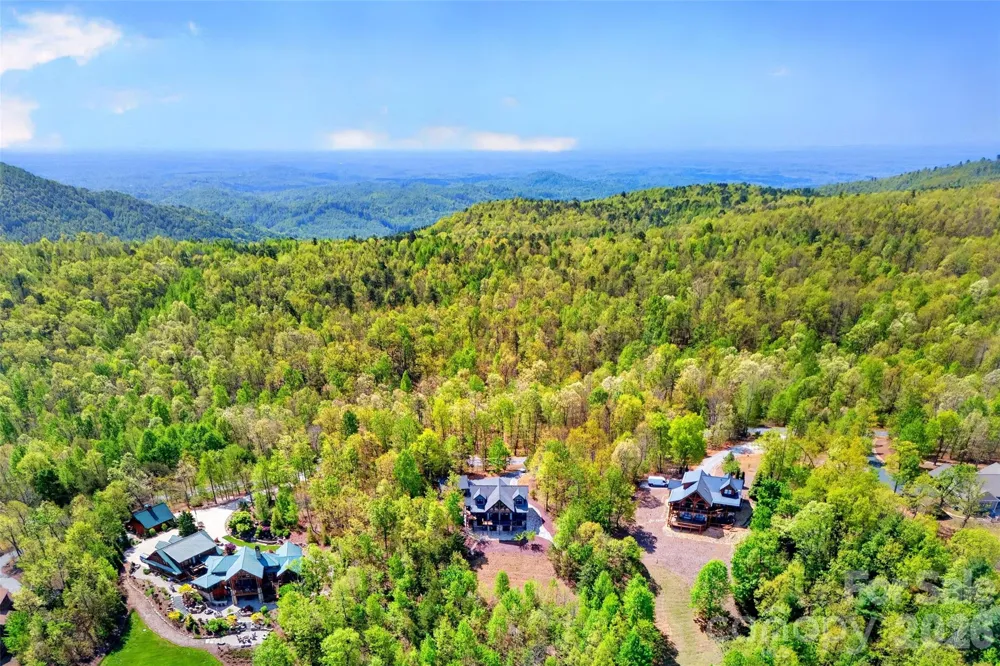 623 Mountain Vista Drive Nebo, NC 28761