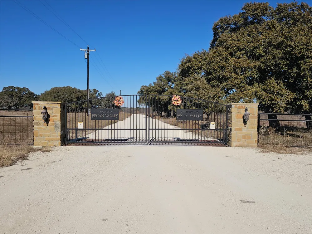 Pecan Valley Drive Energy, TX 76452