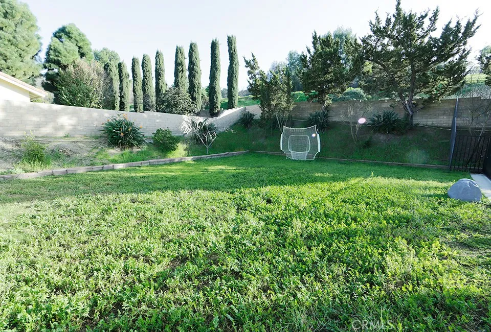 23254 Forest Canyon Diamond Bar, CA 91765