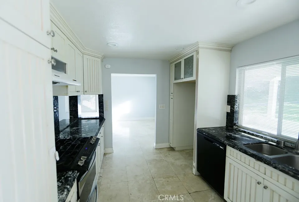 23254 Forest Canyon Diamond Bar, CA 91765