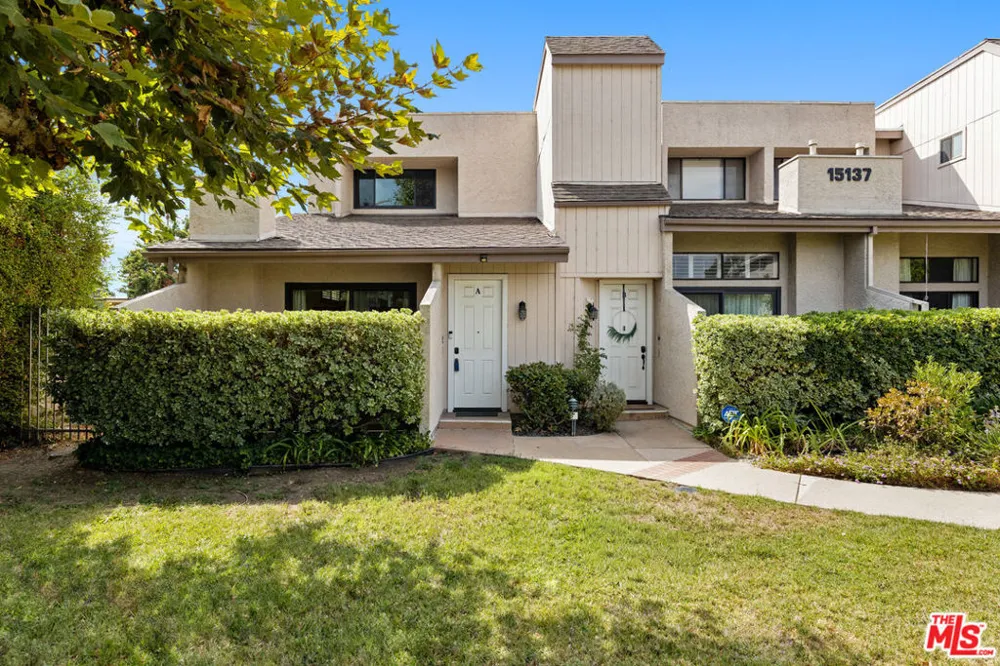 15137 Magnolia Boulevard #A