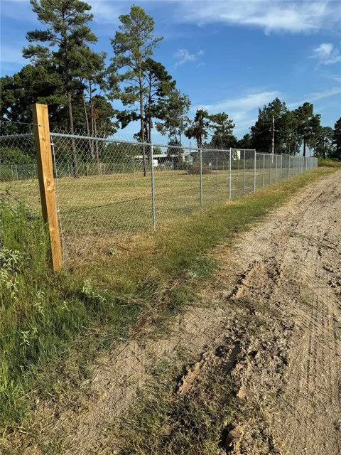 1718 W E Airtex Hardy / E Airtex Road Road