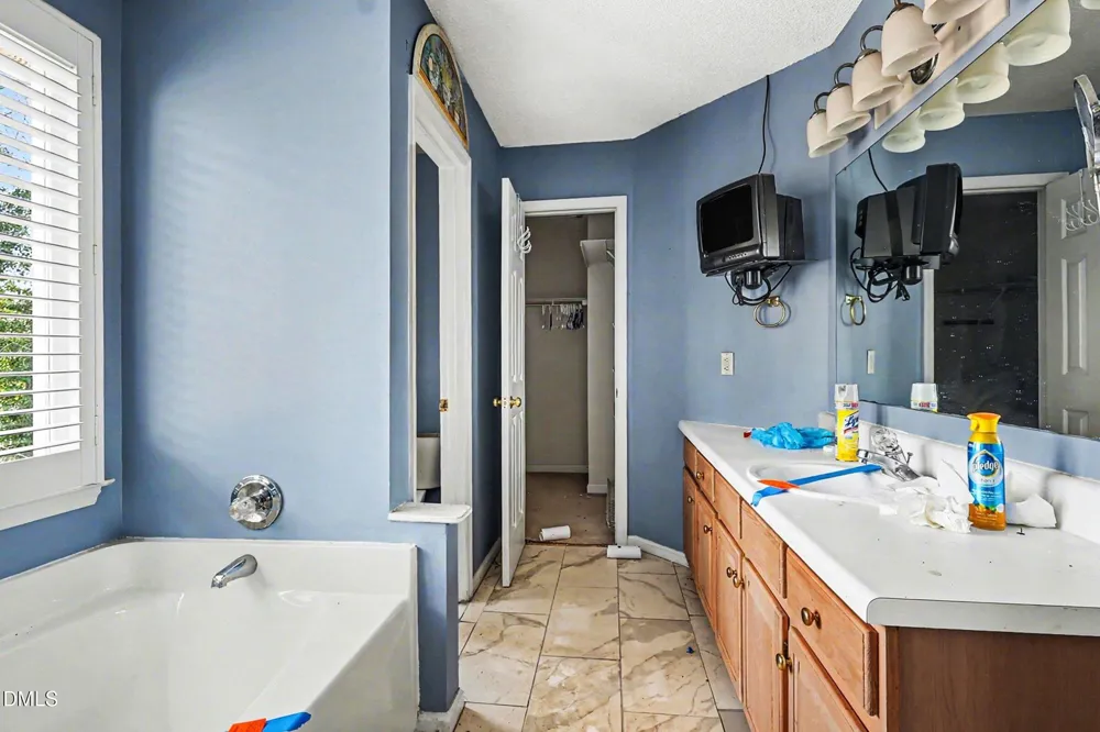 73 Waters Edge Drive Erwin, NC 28339