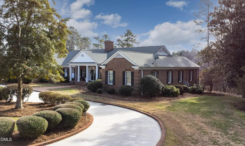 10 Country Club Drive Siler City, NC 27344