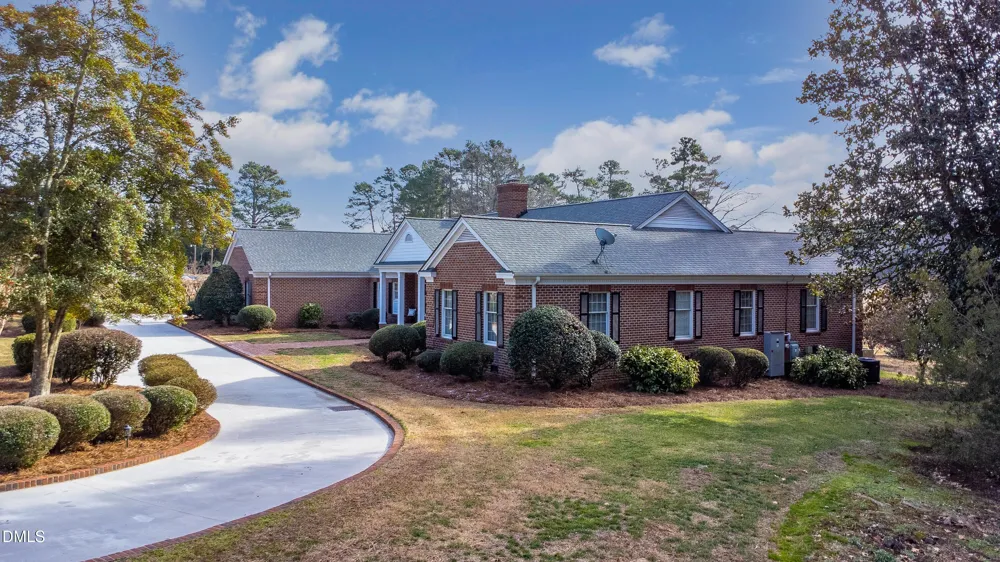 10 Country Club Drive Siler City, NC 27344