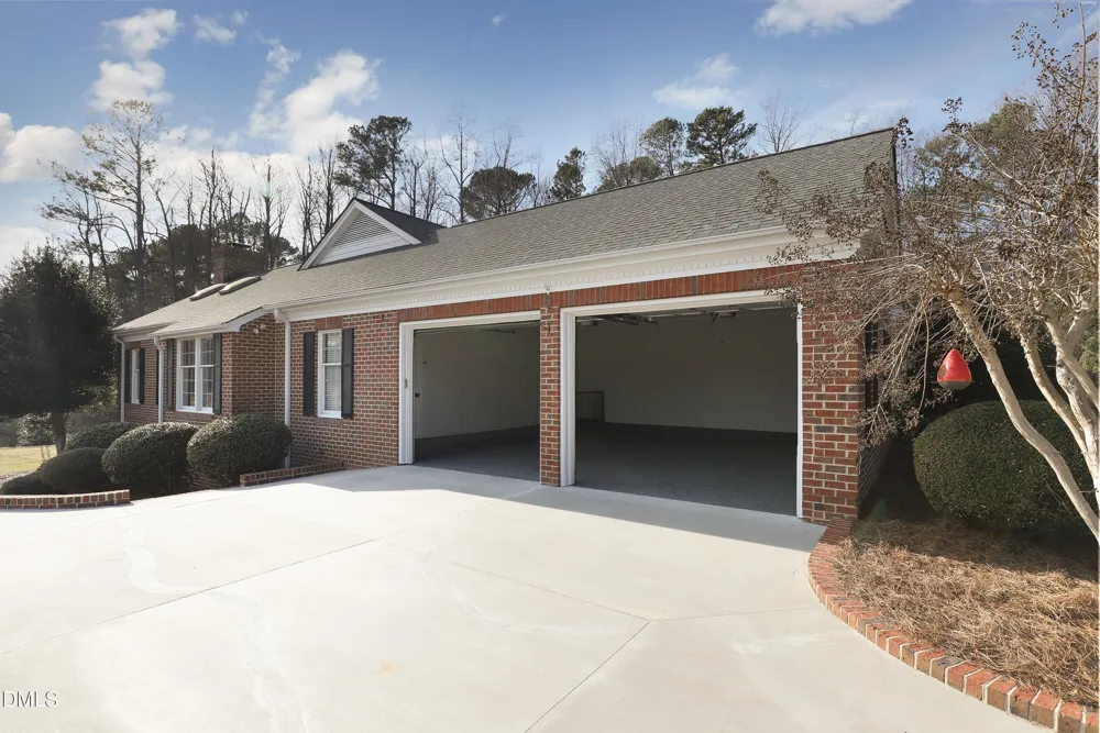 10 Country Club Drive Siler City, NC 27344