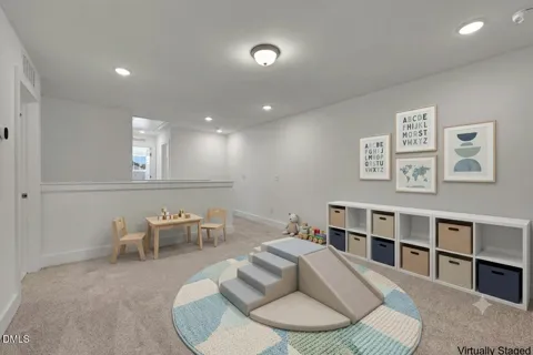 27 Ara Court #206
