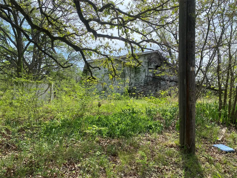 8929 W Fm 898 Savoy, TX 75479