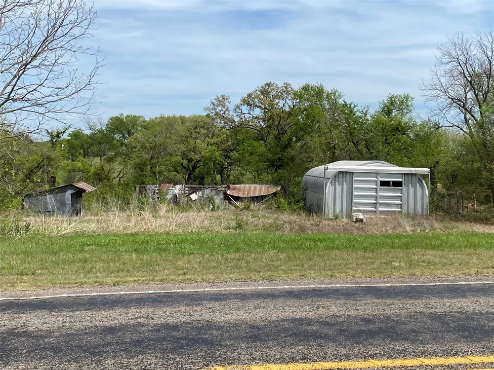 8929 W Fm 898 Savoy, TX 75479