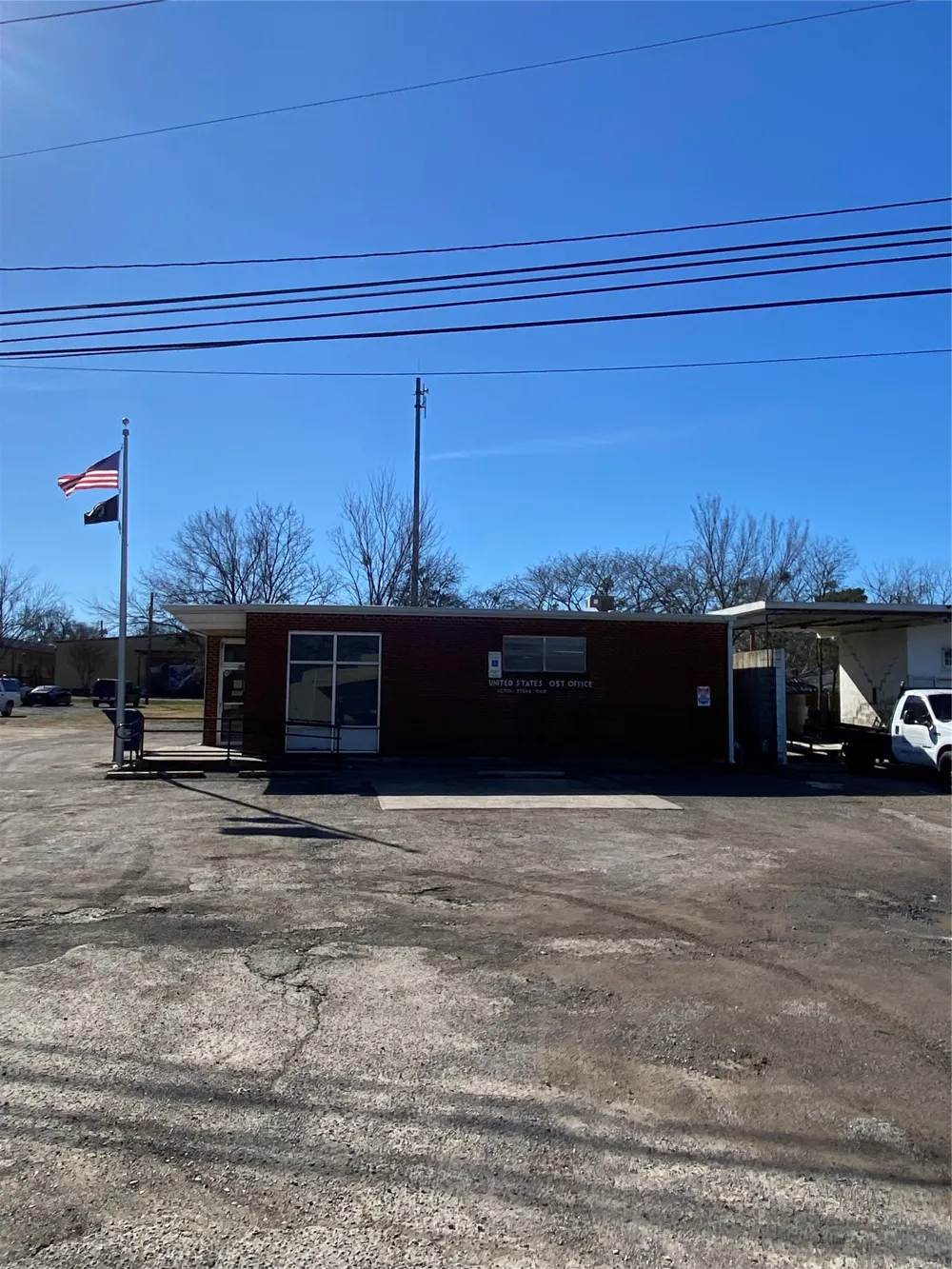 8899 W Fm 898 Savoy, TX 75479