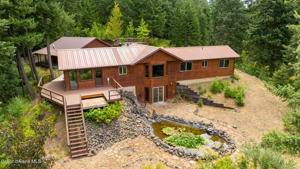 5671 E Wildlife Trail Hayden, ID 83835