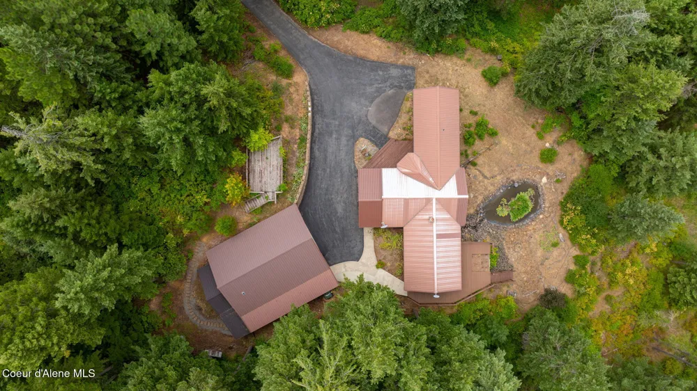 5671 E Wildlife Trail Hayden, ID 83835